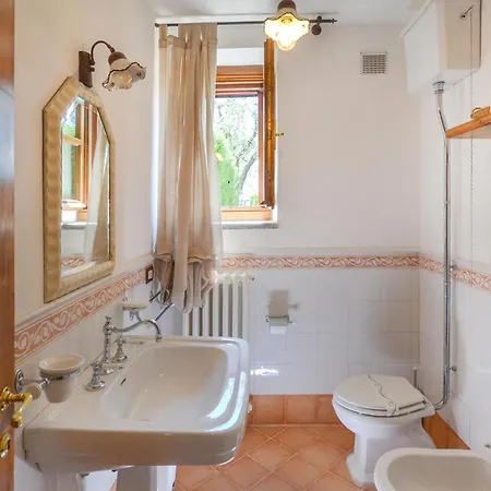 Amazing In With Outdoor Swimming Pool * Arezzo